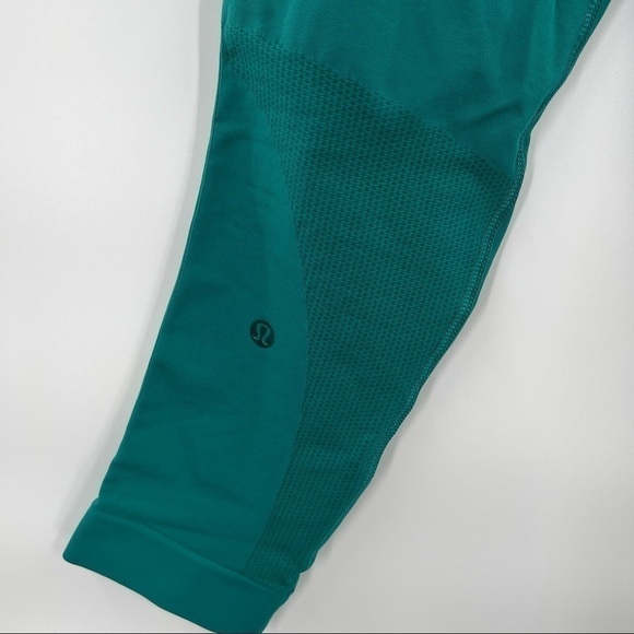 LULULEMON zone in tight forage teal size 6 - Picture 11 of 13